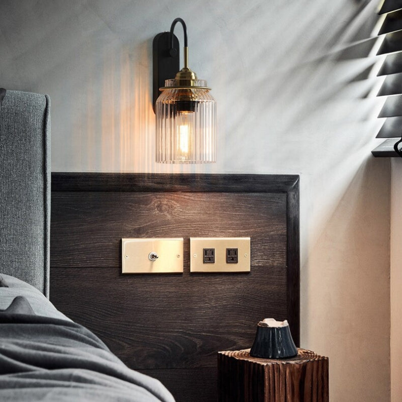 Vintage Style Wall Sconce With Ribbed Glass Shade